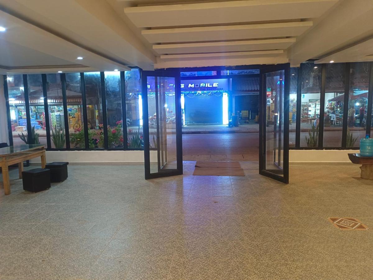 Vang Vieng Trendy Hotel Exterior photo